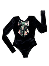 Load image into Gallery viewer, secretary long sleeved velvet