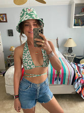 Load image into Gallery viewer, lucky wraparound bottom