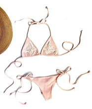 Load image into Gallery viewer, mariposa bikini top
